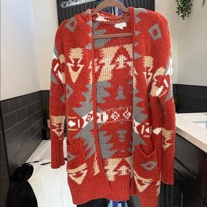 Cozy Geometric Patterned Cardigan in Red and Gray